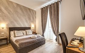 River Luxury Suites